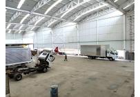 Locales y Bodegas, Alquiler, Acopi - $135.000.000