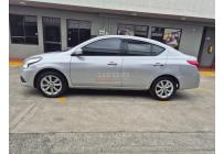 Nissan Versa 2017 - $38.900.000