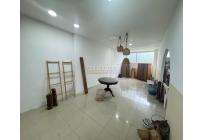 Locales y Bodegas, Alquiler, Las Quintas de Don Simón - $3.300.000