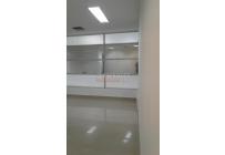 Oficinas y Consultorios, Alquiler, Multicentro - $7.500.000