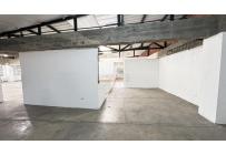 Locales y Bodegas, Alquiler, Industrial - $9.720.000