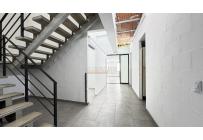 Locales y Bodegas, Alquiler, Industrial - $9.720.000