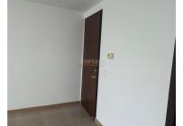 Oficinas y Consultorios, Alquiler, La Flora - $2.600.000