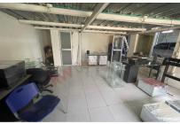 Locales y Bodegas, Alquiler, Primitivo Crespo - $15.000.000