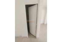 Locales y Bodegas, Alquiler, Comfenalco - $700.000