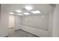 Locales y Bodegas, Venta, Chipichape - $2.100.000.000