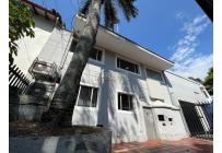 Casas, Venta, Miraflores - $1.500.000.000