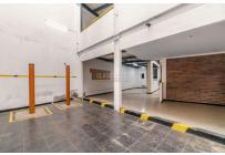 Locales y Bodegas, Venta, Granada - $1.100.000.000