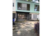 Casas, Alquiler, Acopi - $2.300.000