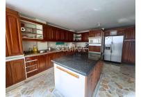 Apartamentos, Venta, Cristales - $1.000.000.000