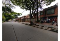 Locales y Bodegas, Alquiler, Primero de Mayo - $1.250.000