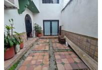 Oficinas y Consultorios, Alquiler, Versalles - $1.800.000