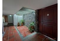 Casas, Alquiler, Ciudad Jardín - $8.000.000