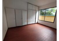 Edificios, Alquiler, Cuarto de Legua - $20.000.000