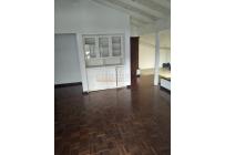 Oficinas y Consultorios, Alquiler, La Flora - $5.200.000