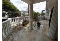 Casas, Alquiler, Miraflores - $5.500.000