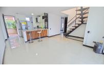 Apartamentos, Alquiler, Cristales - $5.000.000