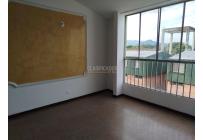 Apartamentos, Venta, Primero de Mayo - $175.000.000