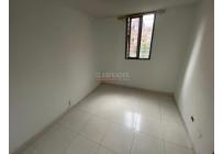 Apartamentos, Alquiler, Alcázares - $740.000