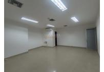 Oficinas y Consultorios, Alquiler, Centro Ccial. Unicentro - $4.280.000
