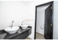 Edificios, Venta, Granada - $1.200.000.000