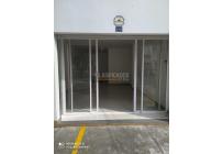 Locales y Bodegas, Alquiler, Versalles - $2.500.000