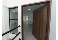 Oficinas y Consultorios, Alquiler, Versalles - $3.500.000