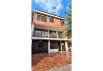 Casas, Venta, Primero de Mayo - $760.000.000