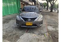 Nissan Versa 2015