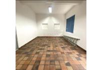 Casas, Alquiler, Centenario - $9.500.000