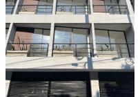 Apartamentos, Alquiler, La Playa - $1.800.000