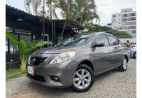 Nissan Versa 2013 - $37.900.000
