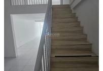 Locales y Bodegas, Alquiler, Versalles - $5.600.000