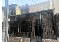 Casas, Alquiler, Villa del Prado - $900.000