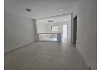 Locales y Bodegas, Alquiler, Versalles - $5.600.000