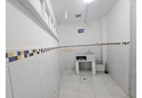 Locales y Bodegas, Alquiler, Versalles - $5.600.000