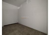 Locales y Bodegas, Alquiler, El Troncal - $4.700.000