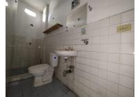 Locales y Bodegas, Alquiler, El Troncal - $4.700.000