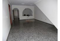 Casas, Alquiler, Primero de Mayo - $1.450.000