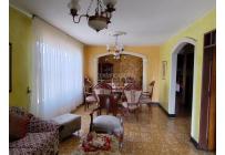 Edificios, Venta, Atanasio Girardot - $570.000.000