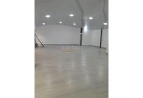 Locales y Bodegas, Alquiler, Versalles - $10.000.000