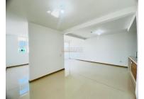 Apartamentos, Alquiler, Ciudad Pacifica - $1.800.000