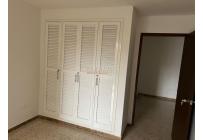 Apartamentos, Venta, Versalles - $380.000.000