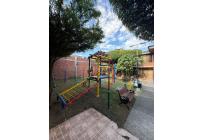 Casas, Venta, Primero de Mayo - $345.000.000