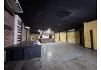 Locales y Bodegas, Alquiler, Granada - $10.000.000