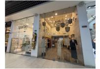 Locales y Bodegas, Alquiler, Centro Ccial Centenario - $7.500.000