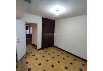 Casas, Alquiler, Primitivo Crespo - $1.200.000