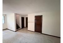 Casas, Alquiler, Prados del Norte - $2.400.000