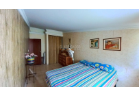 Apartamentos, Venta, Primero de Mayo - $240.000.000