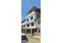 Casas, Venta, Primero de Mayo - $980.000.000